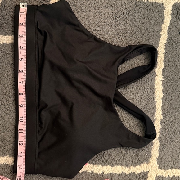 2 Fabletics sports bras - Picture 13 of 13
